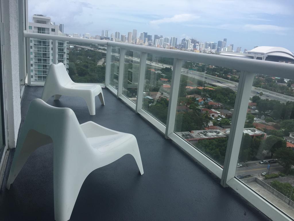 Lyx Suites By The Miami River Luaran gambar